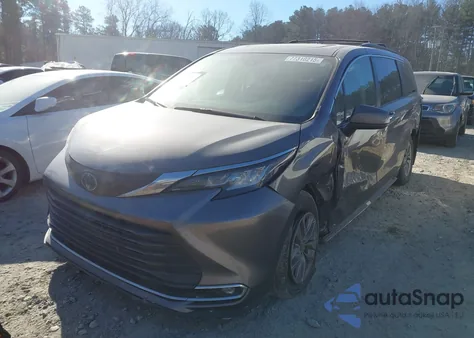 2022 Toyota Sienna Xle from USA, damaged, VIN 5TDYRKEC1NS085457